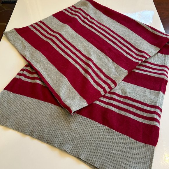 GAP Scarf - Picture 4 of 6